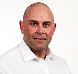 profile photo of Darren, clinical hypnotherapist for Stop Hypnosis